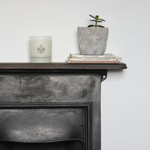 Urban Garden Scents essential oil and soy wax glass candle. Evergreen - with stimulating and refreshing Eucalyptus.